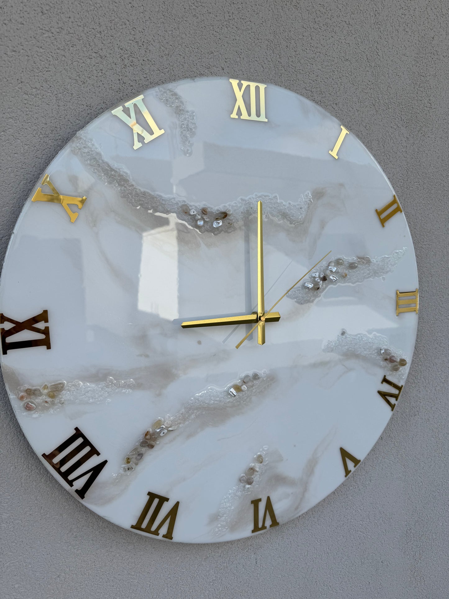 Minimal resin Clock